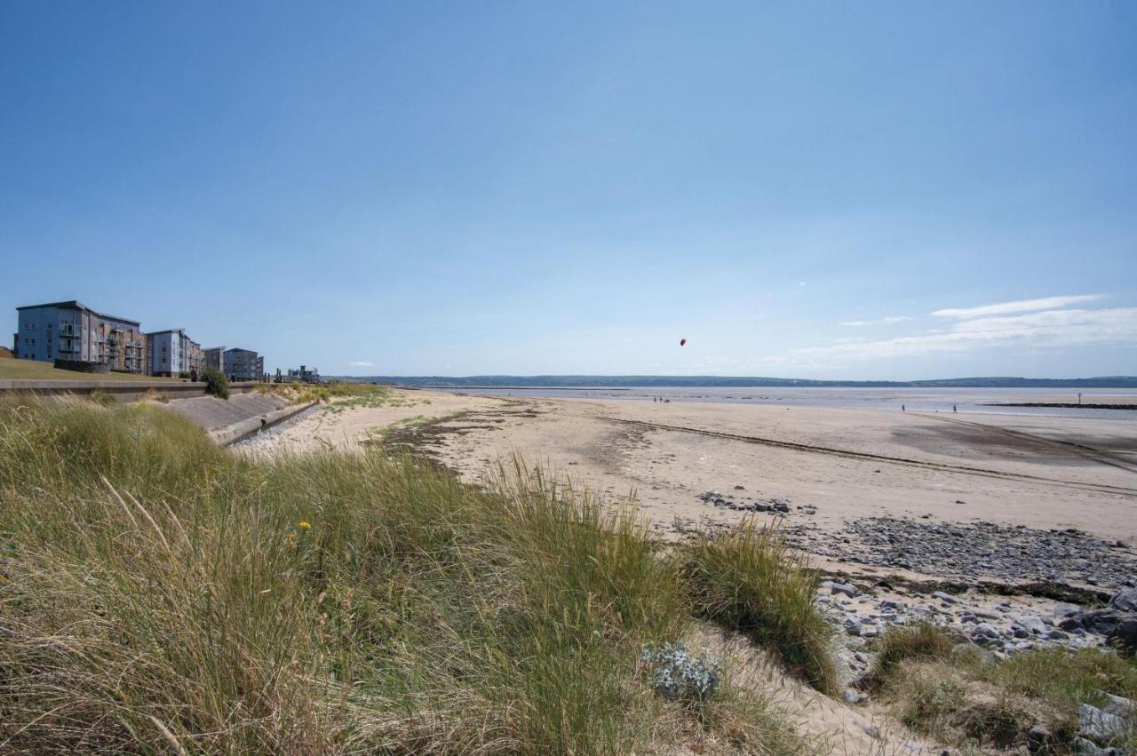 Beach View - 2 Bedroom Apartment - Llanelli Exteriér fotografie